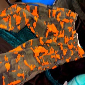 SOLD Fashion Nova pants LARGE 🍑🔮